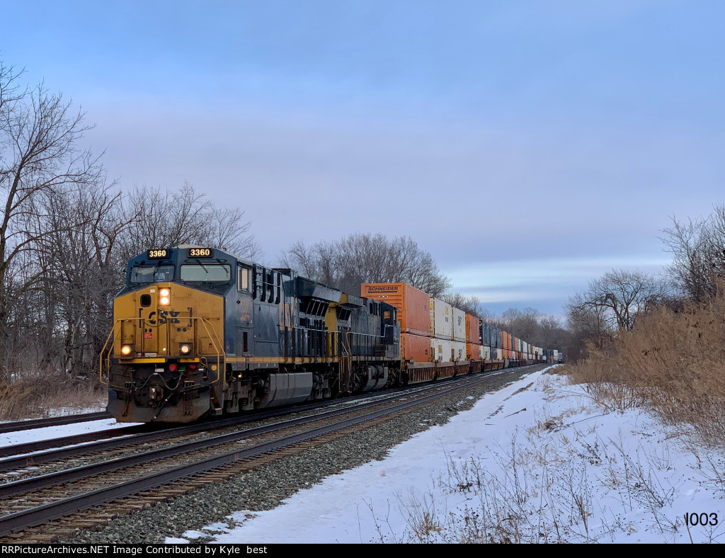 CSX 3360 on I003